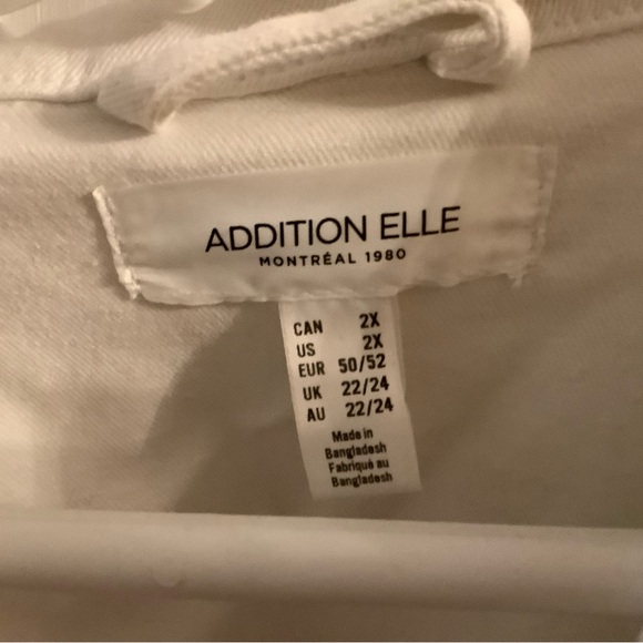 White Stretch Denim Jacket with Raw Edge bottom hem .Addition Elle - Picture 5 of 5